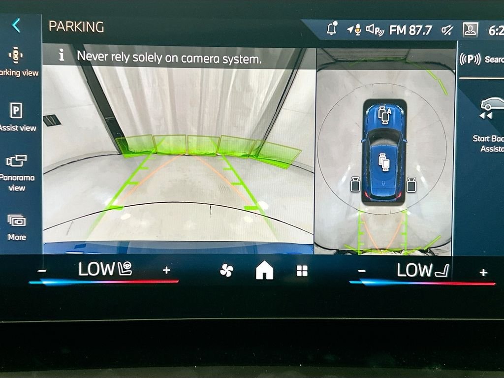 New 2026 Blue Metallic BMW xDrive28i image 15