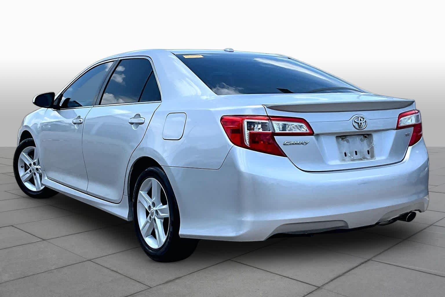 Used 2012 Classic Silver Metallic Toyota SE image 11