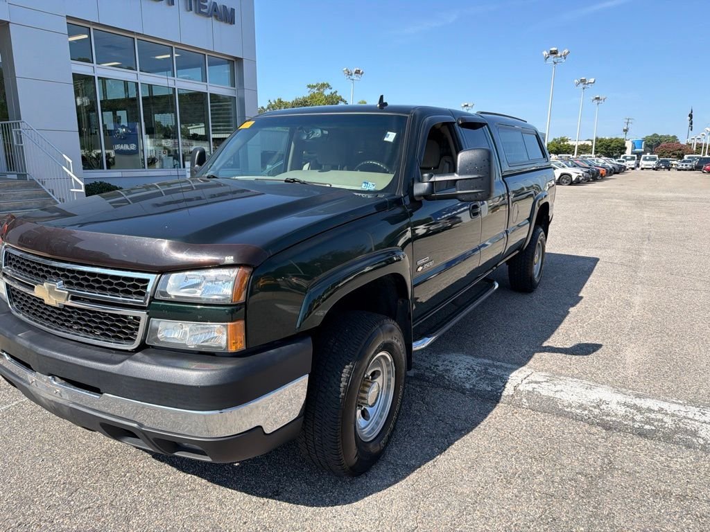 Used 2006 Green Chevrolet LT image 3