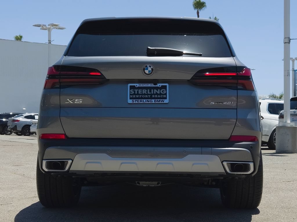 New 2026 Skyscraper Grey Metallic BMW sDrive40i image 16