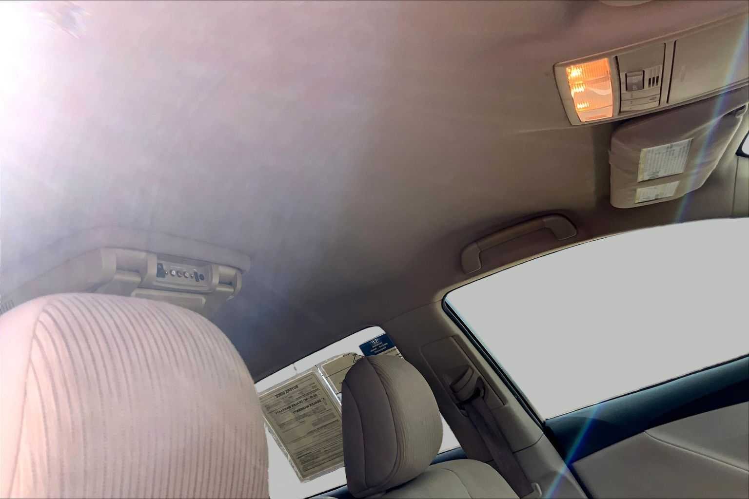 Used 2009 Tropical Sea Metallic Toyota  image 13