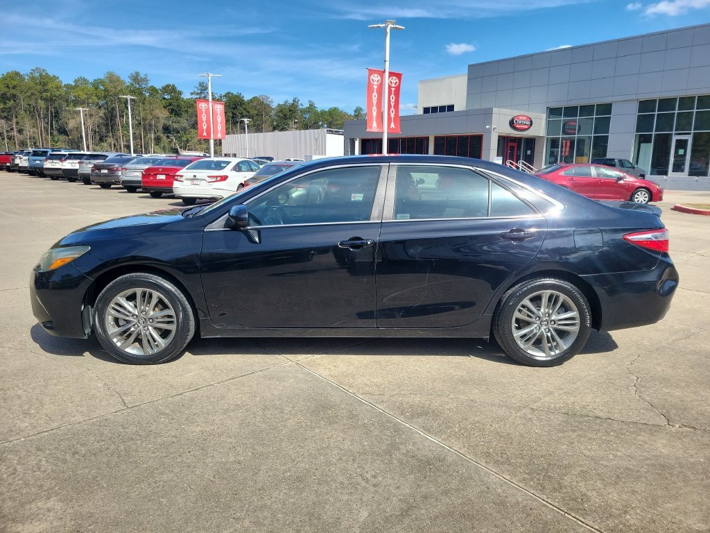 Used 2017 Black Toyota SE image 2