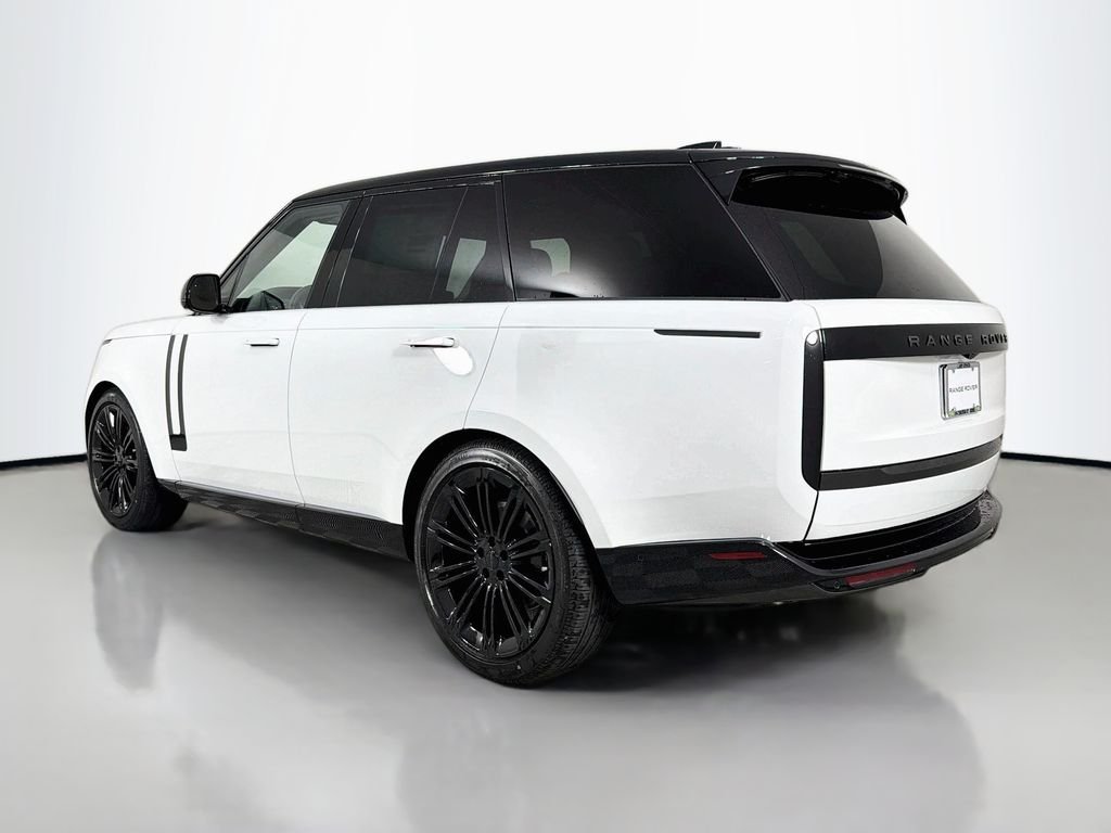New 2026 Fuji White Land Rover SE image 7