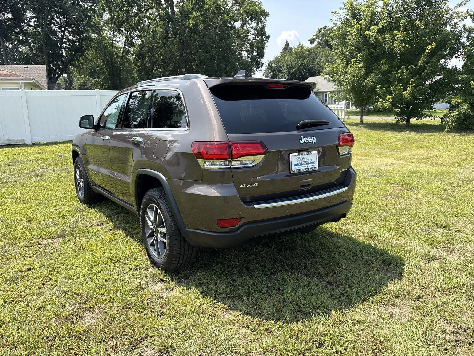 Used 2021 Walnut Brown Metallic Clearcoat Jeep Limited image 7