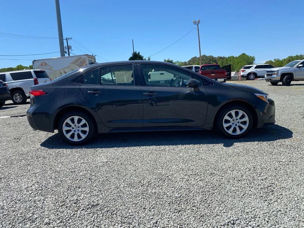 Used 2023 Toyota Corolla LE with VIN JTDBCMFE8P3008267 for sale in Creedmoor, NC