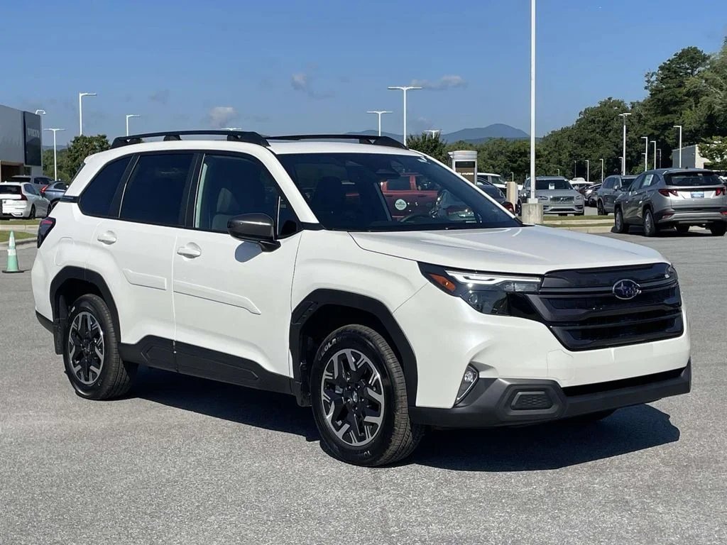 Used 2026 Crystal White Pearl Subaru Premium image 1