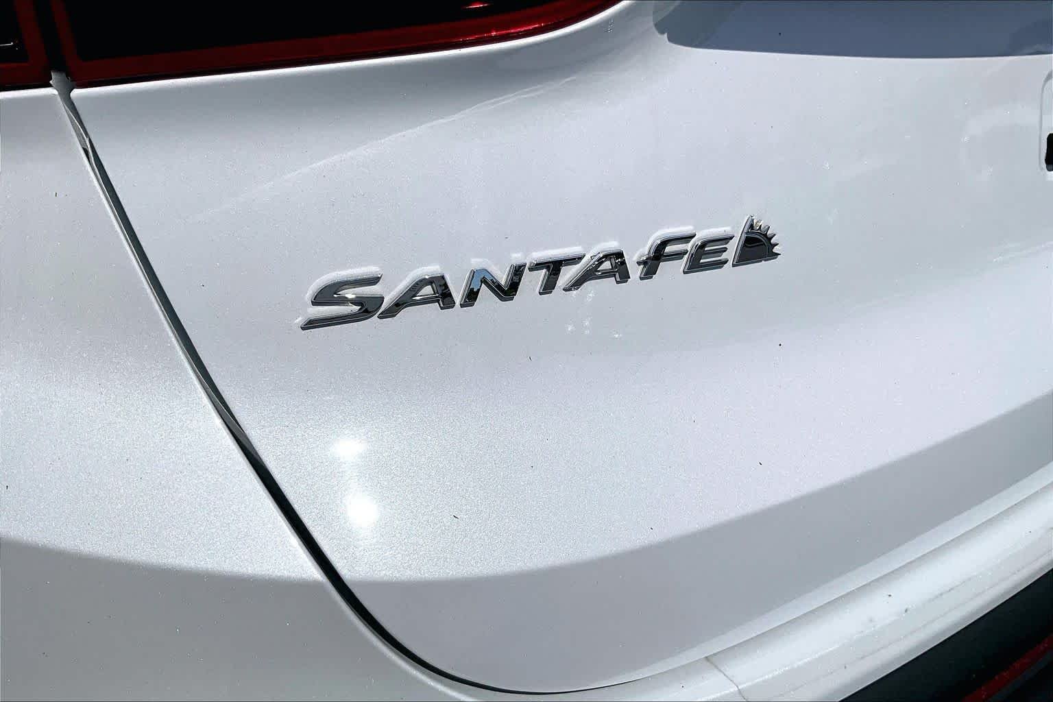 Used 2022 Quartz White Hyundai Limited image 10
