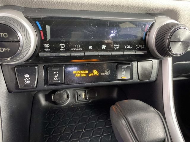 Used 2019 Gray Toyota XLE image 23