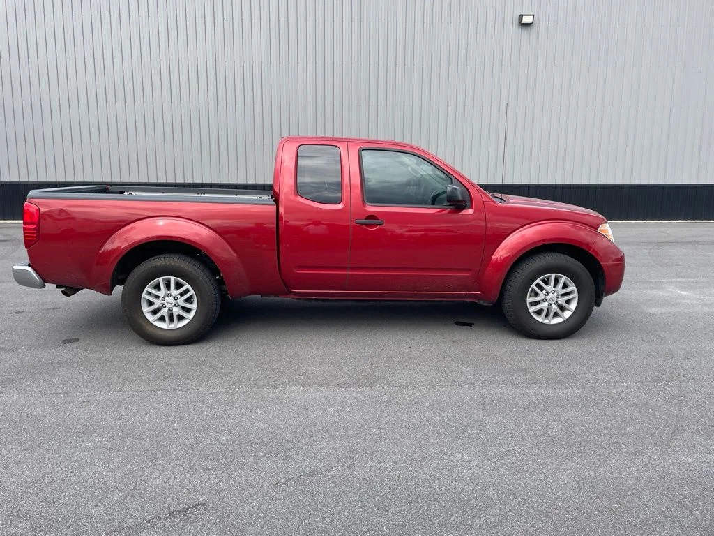 Used 2017 Red Nissan SV image 5