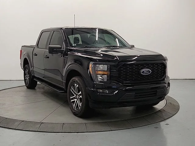 Used 2023 Black Ford XL image 3