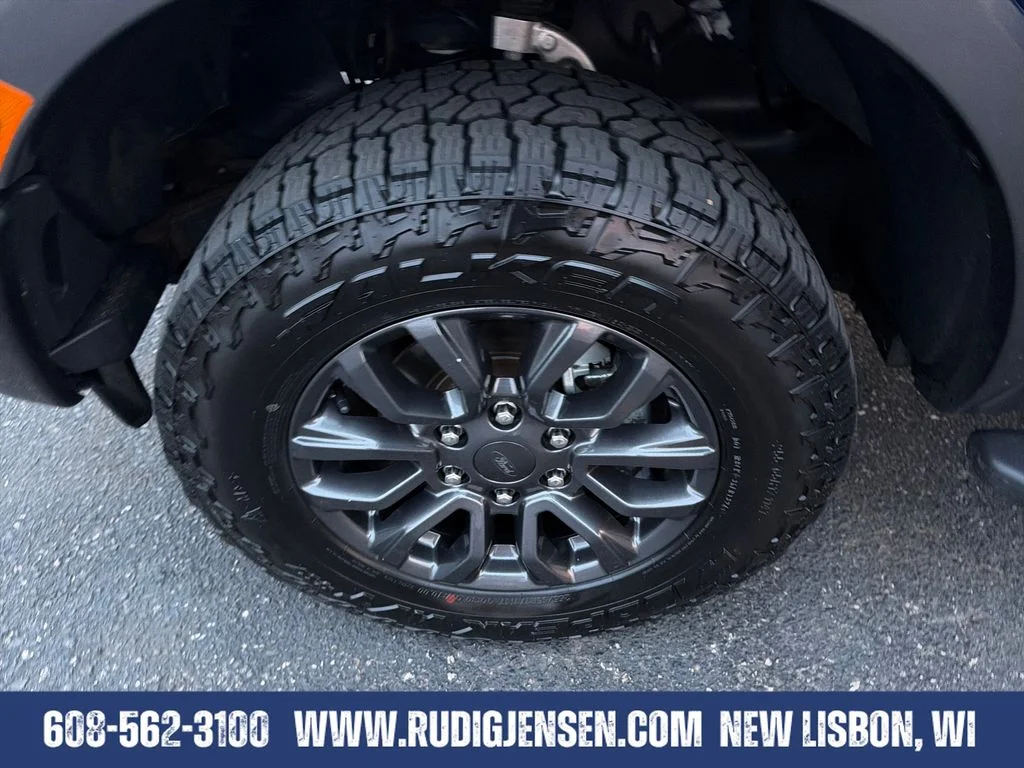 Used 2019 Blue Ford XLT image 26