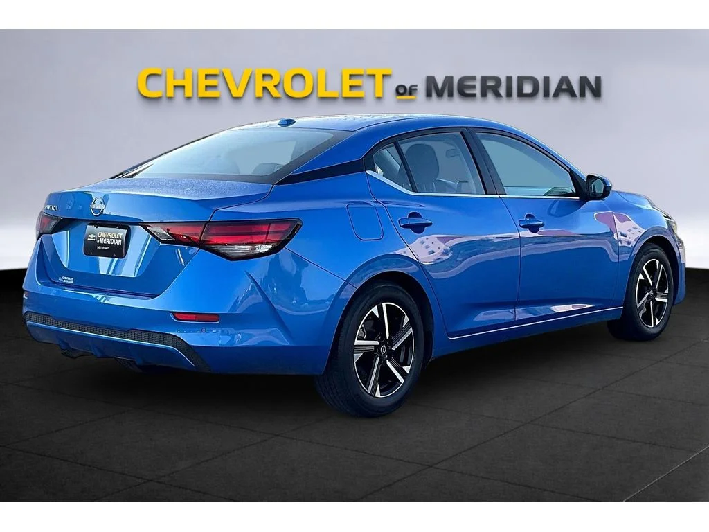 Used 2025 Blue Nissan SV image 10