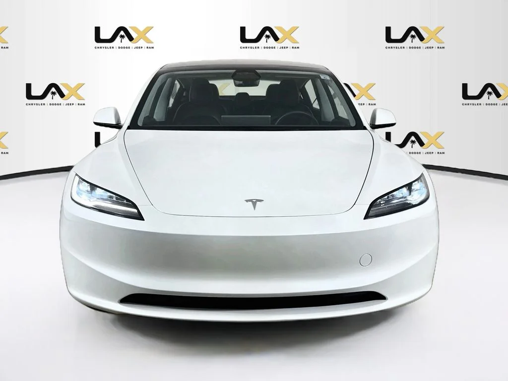 Used 2025 White Tesla Long Range image 2