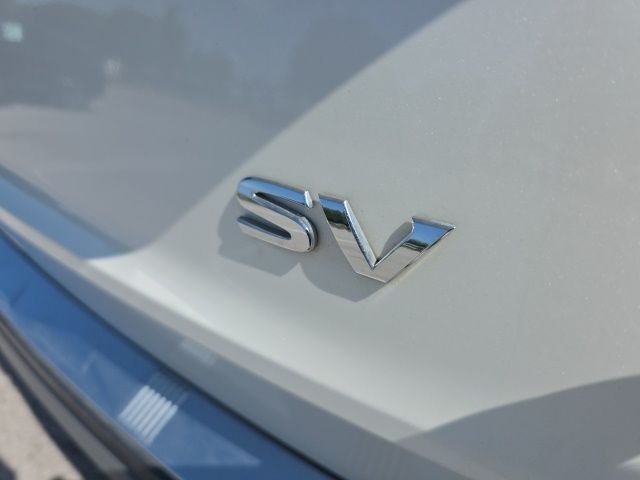 Used 2023 White Nissan SV image 5