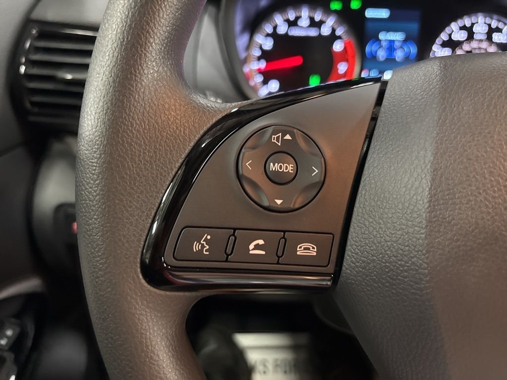 2024 Mitsubishi Eclipse Cross LE - Photo 24