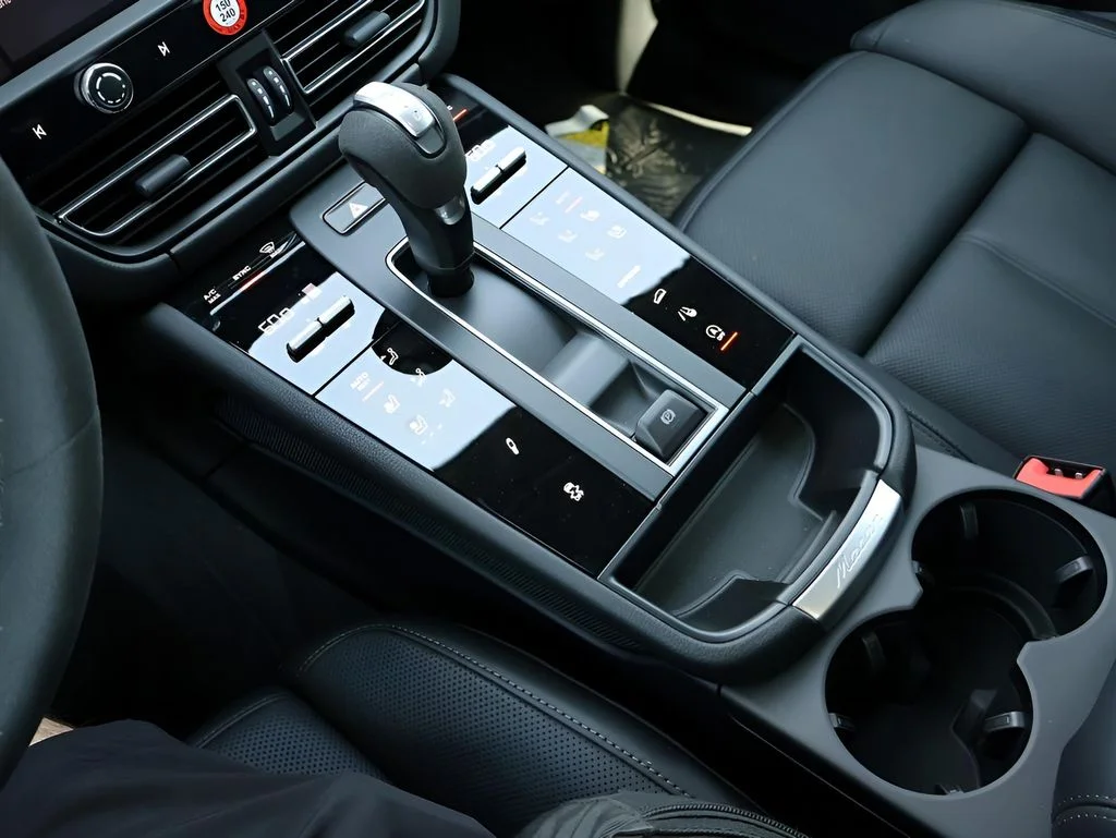 Used 2025 Jet Black Metallic Porsche T image 24