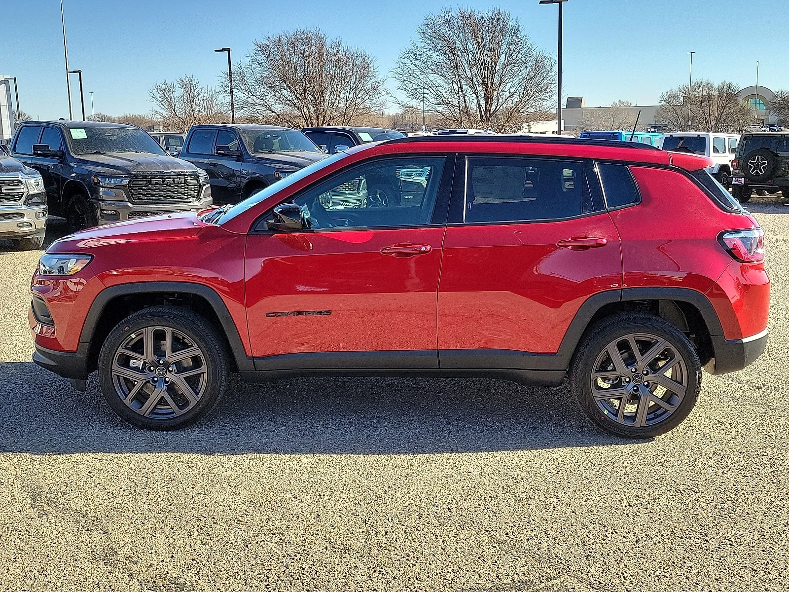 New 2026 Red Hot Pearlcoat Jeep LATITUDE ALTITUDE 4X4 image 2
