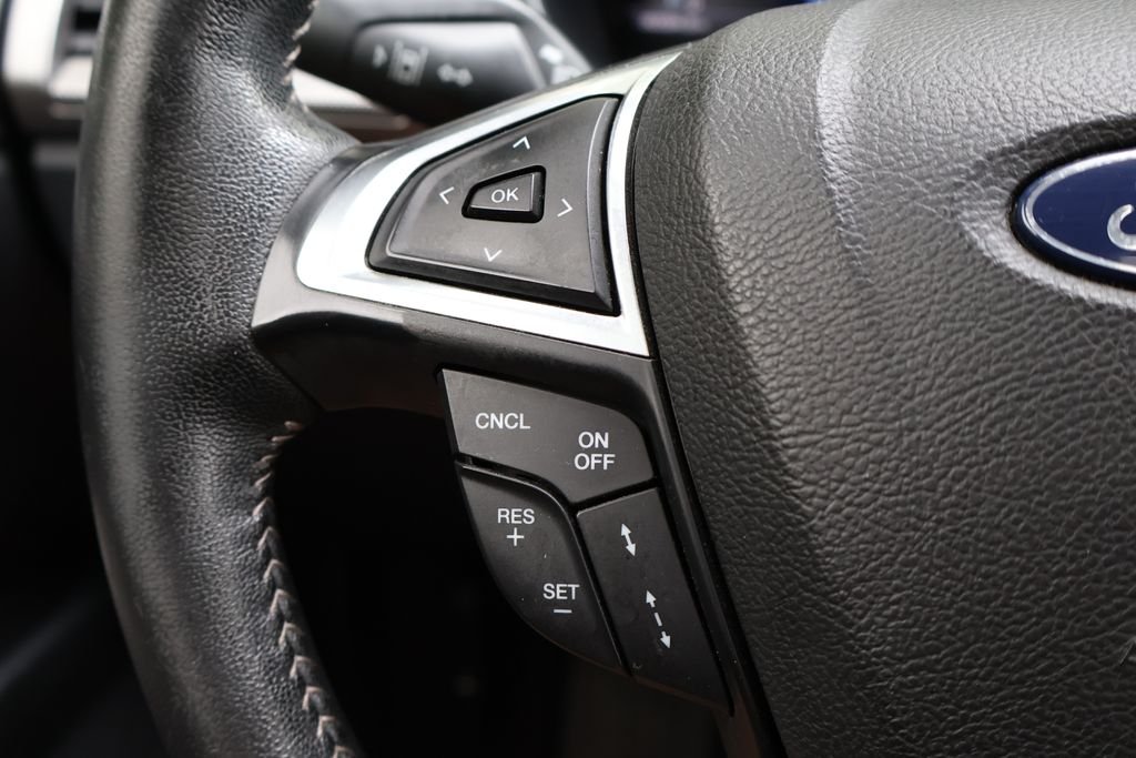 2020 Ford Fusion SE - Photo 30