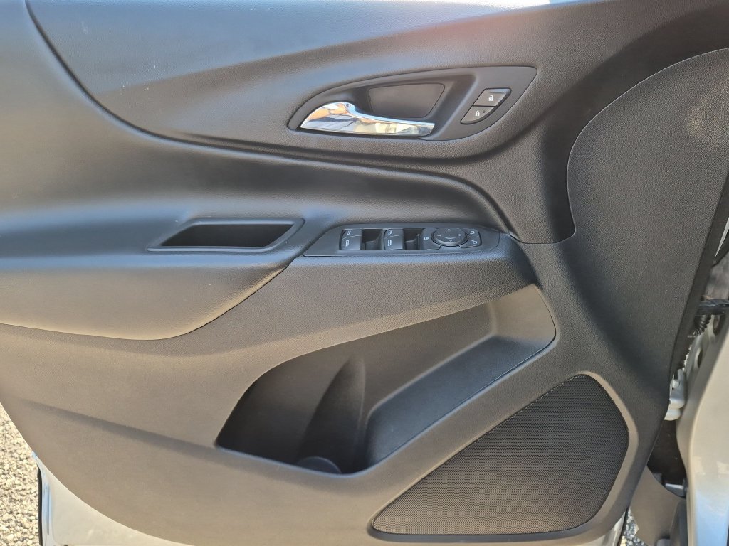 Used 2022 Silver Chevrolet LT image 27