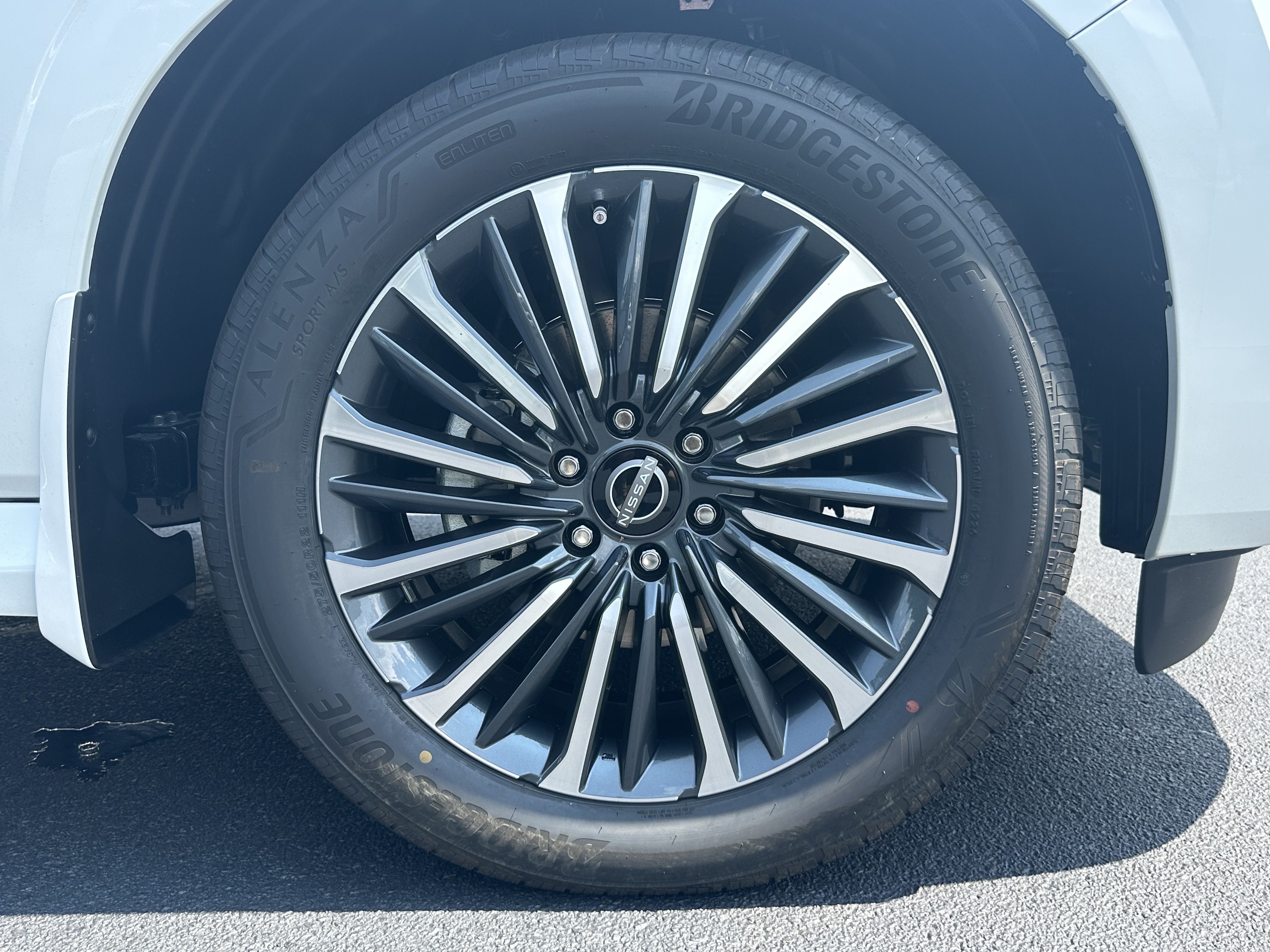 New 2026 Everest White Pearl Tricoat Nissan Platinum Reserve image 13