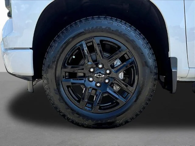 2026 Chevrolet Silverado 1500 Custom - Photo 13