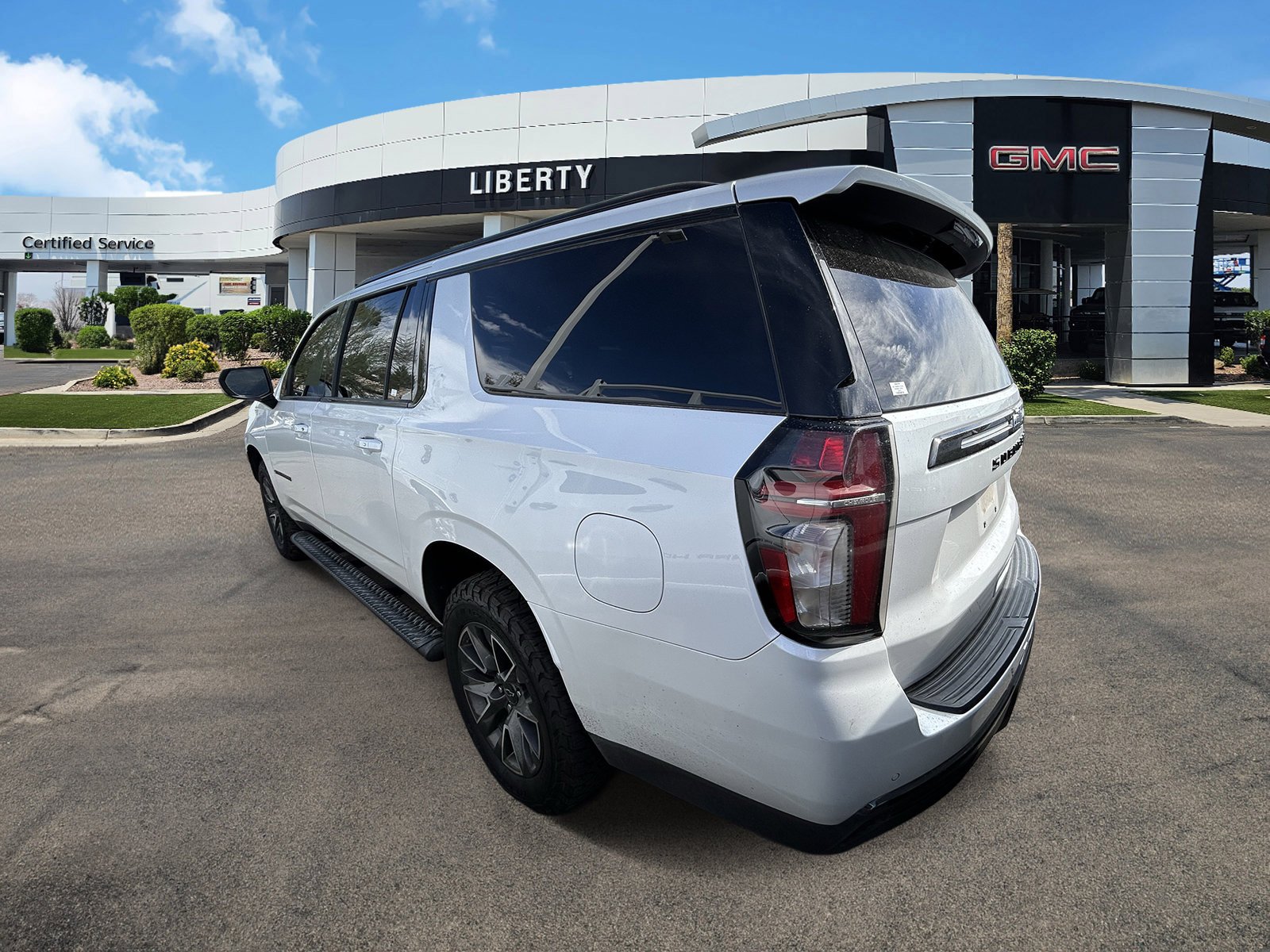 Used 2021 IRIDESCENT PEARL TRICOAT Chevrolet Z71 image 7
