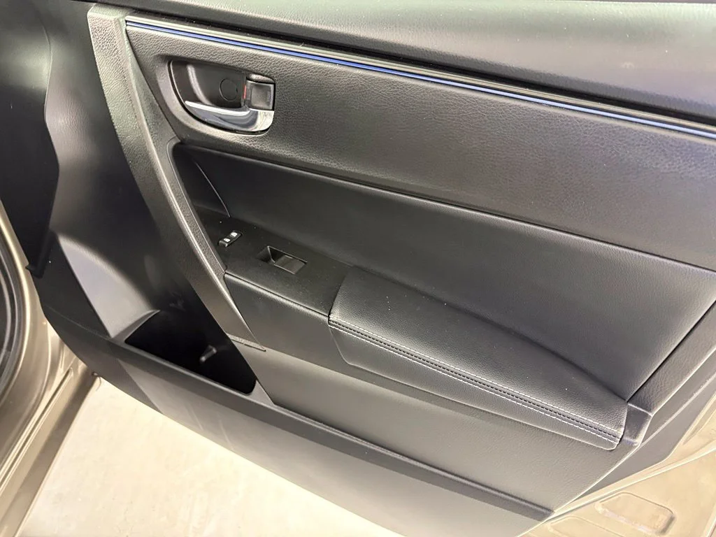 Used 2018 Gray Toyota SE image 38