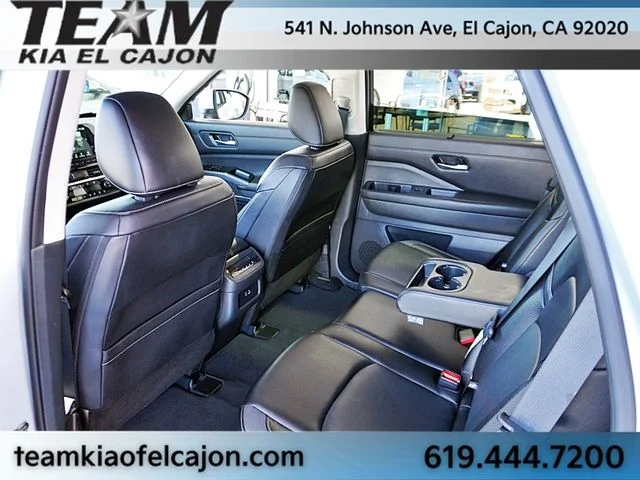 Used 2024 Silver Nissan SL image 19