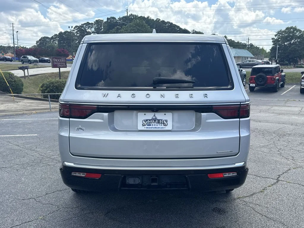 Used 2022 Silver Jeep Series II image 6