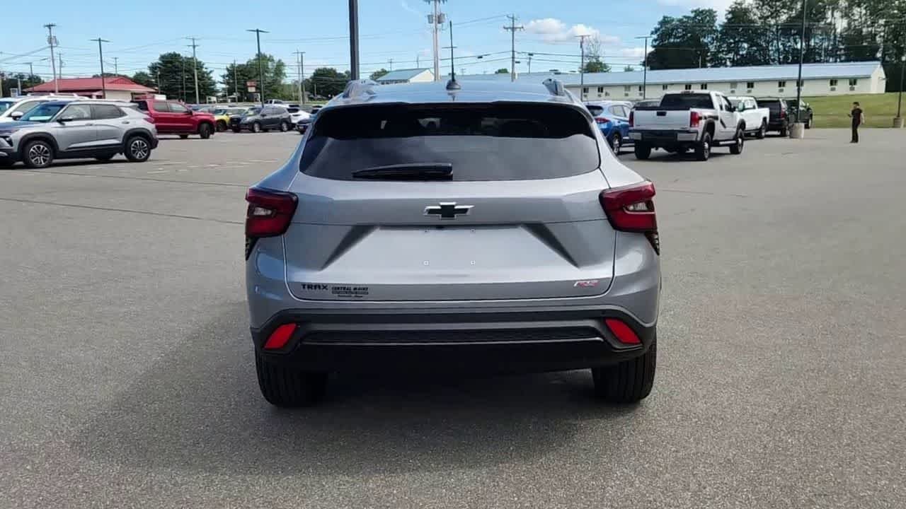 New 2026 Sterling Gray Metallic Chevrolet 2RS image 7