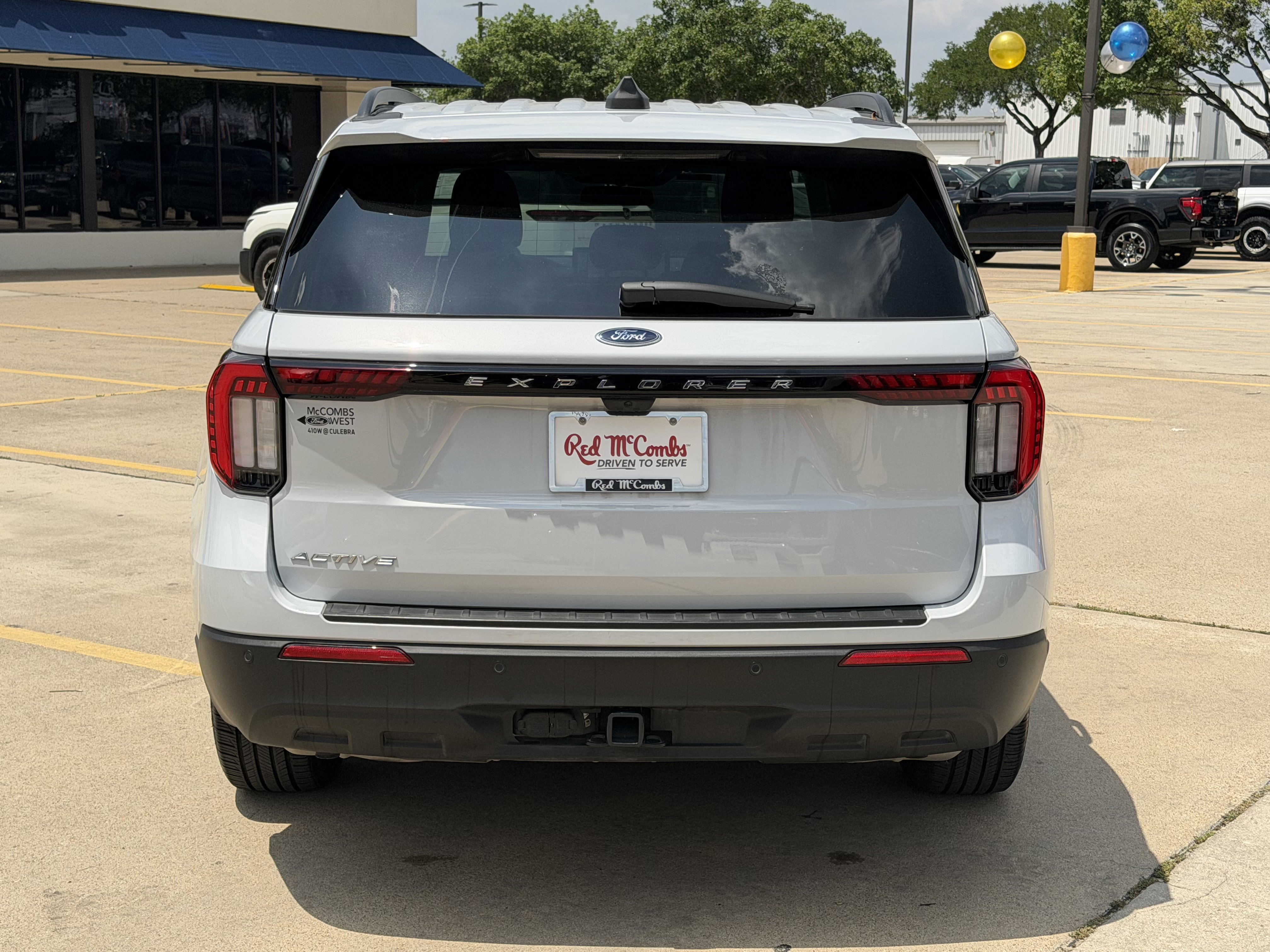 Used 2025 Space White Metallic Ford Active image 6