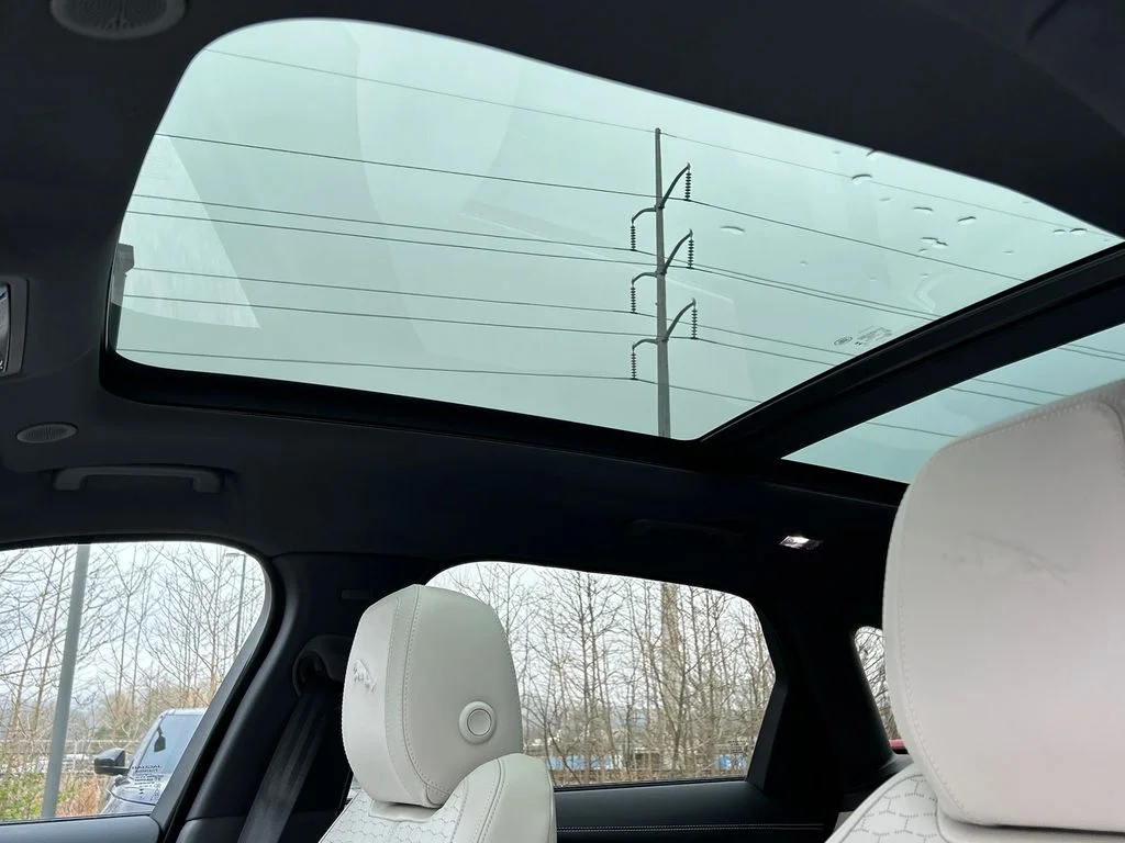 2026 Jaguar F-Pace R-Dynamic S - Photo 21