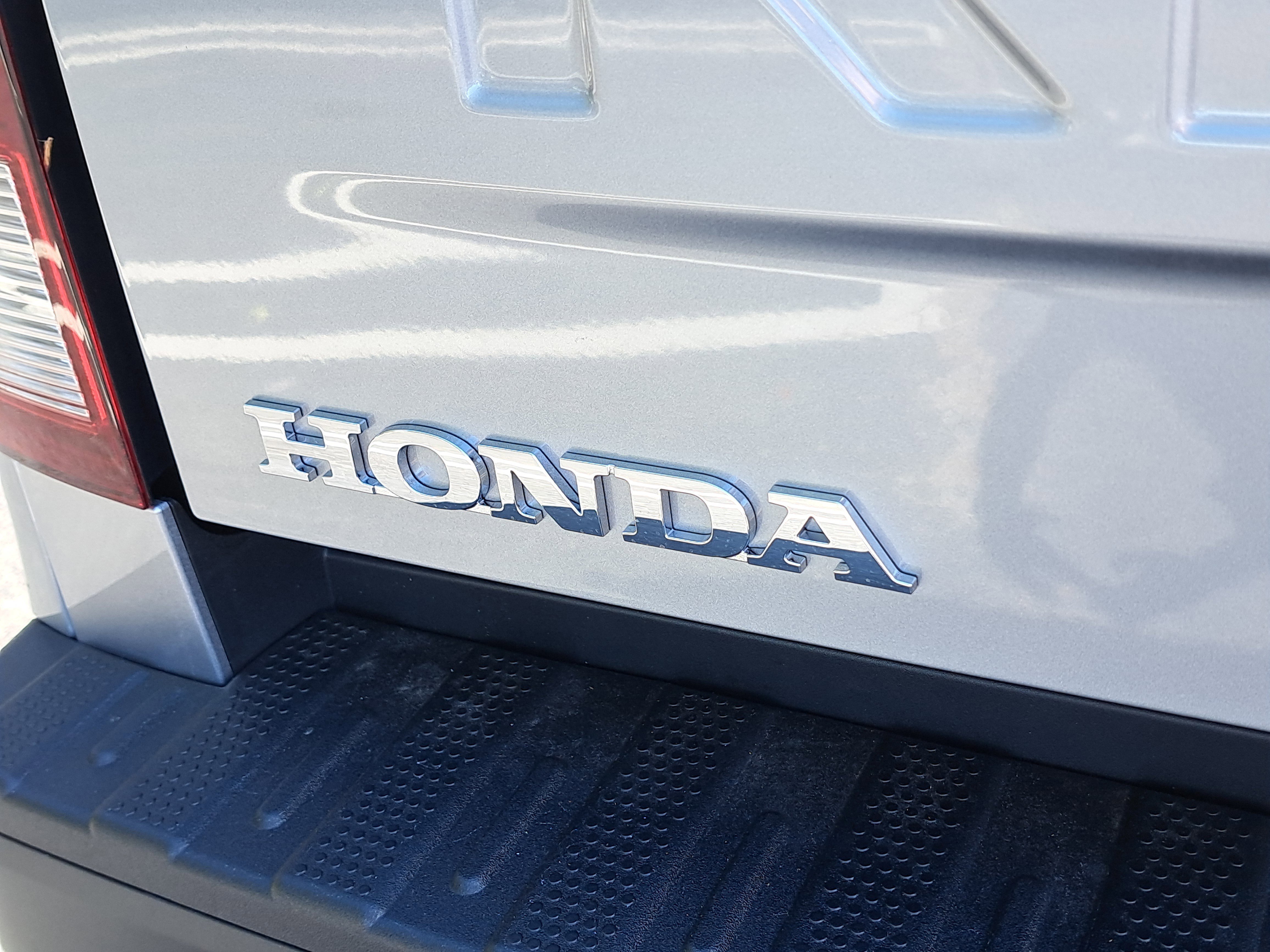 2025 Honda Ridgeline TrailSport - Photo 8