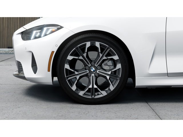 New 2027 Mineral White Metallic BMW  image 7