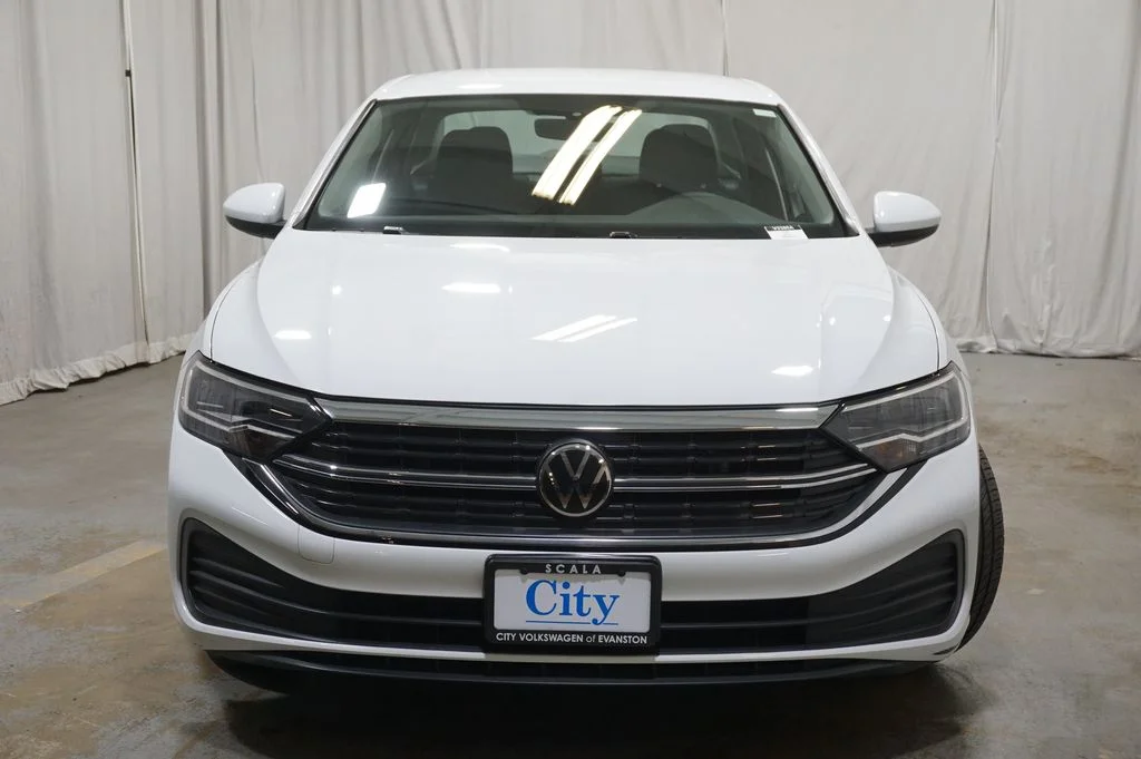 Certified Used 2023 White Volkswagen 1.5T S image 5