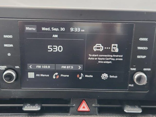 Used 2025 Gravity Gray KIA LX Front-Wheel Drive image 18