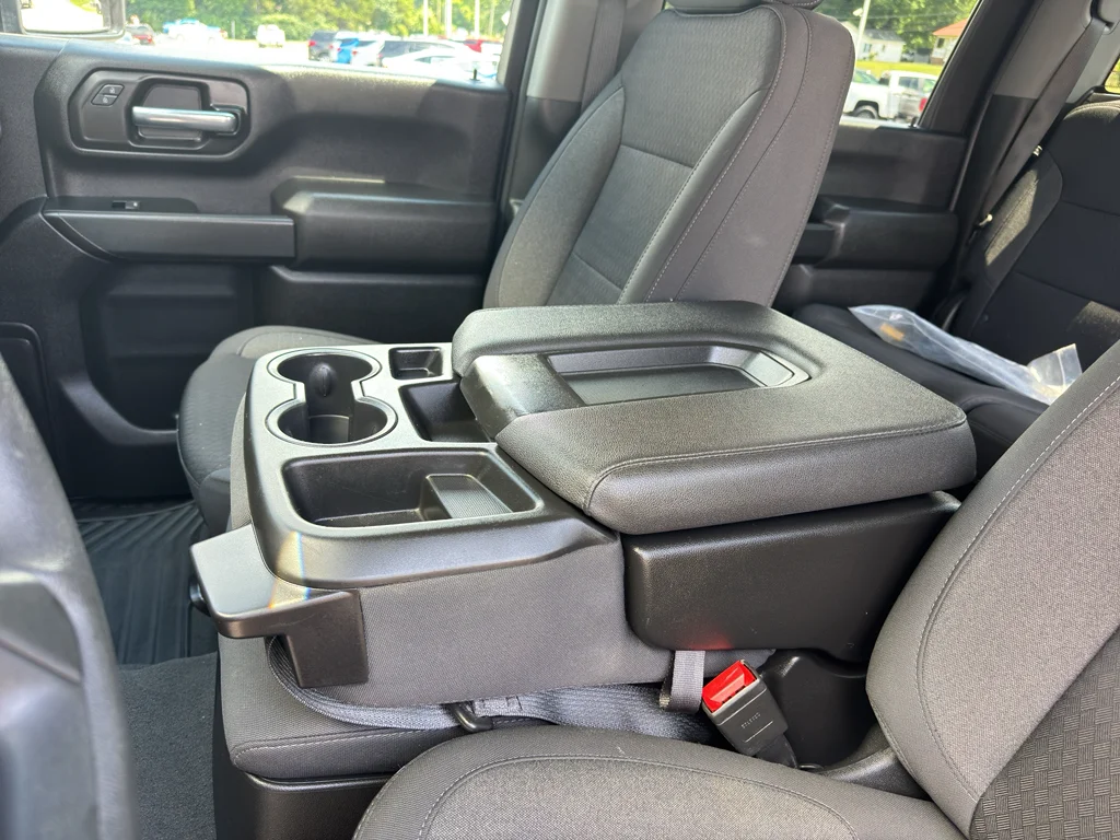 Used 2024 Black Chevrolet Custom image 16