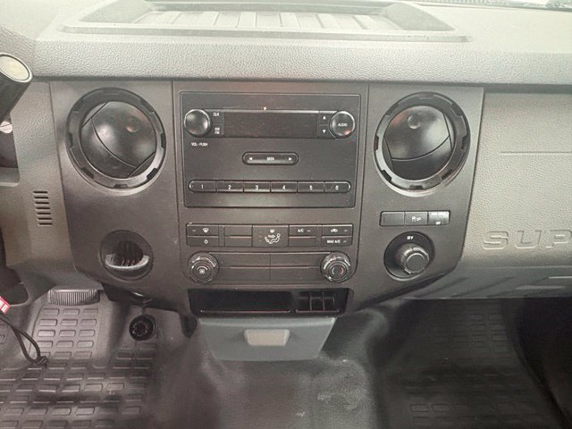 Used 2011 White Ford XL image 21
