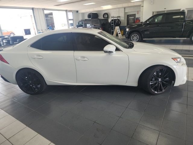 Used 2014 White Lexus 350 image 2