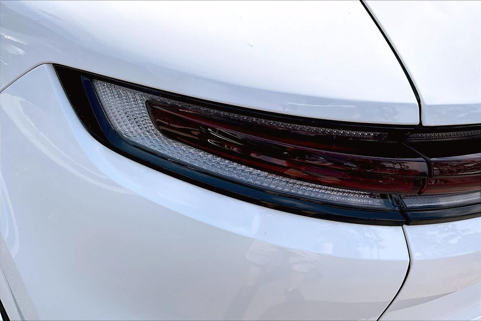 Used 2025 Carrara White Metallic Porsche  image 29