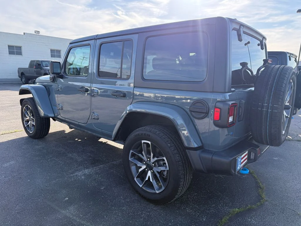 Used 2024 Gray Jeep Sport S 4xe image 22