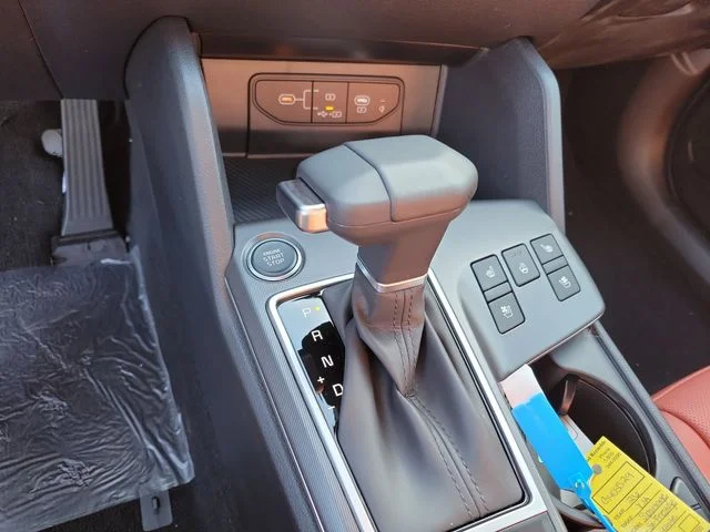 New 2026 Glacial White Pearl Kia SX Prestige image 20
