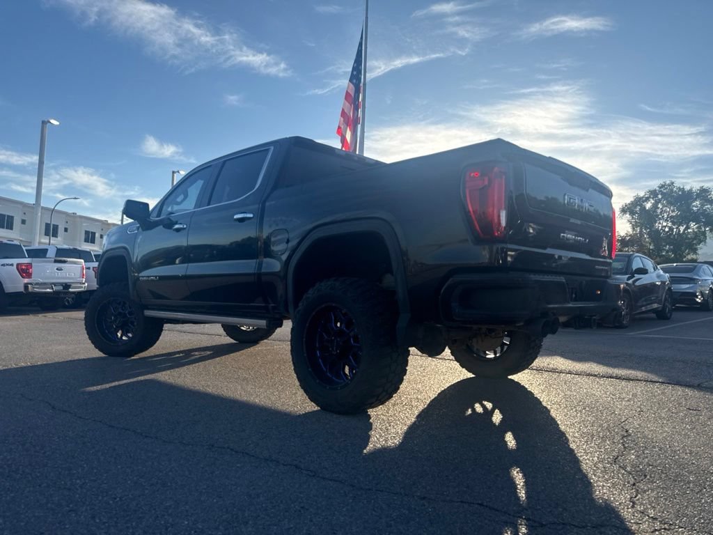 Used 2019 Onyx Black GMC Denali image 11
