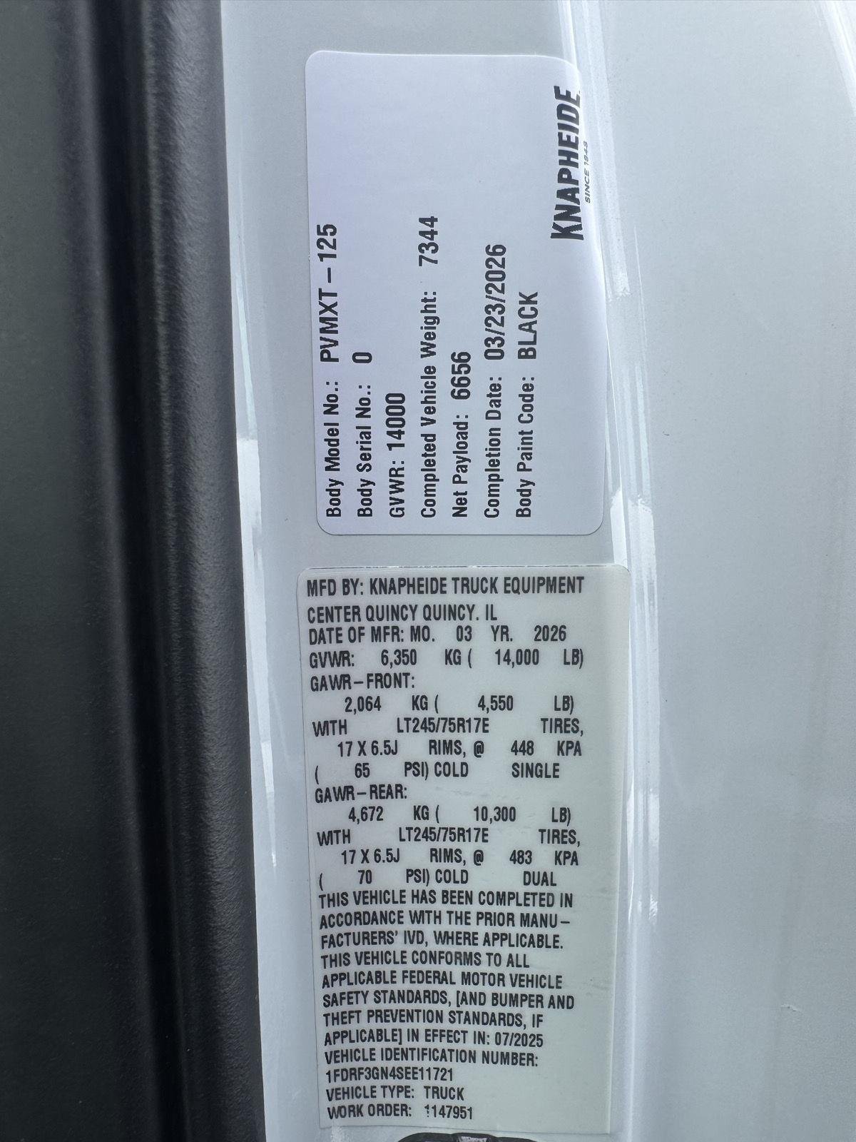 New 2025 Oxford White Ford F-350® XL image 43