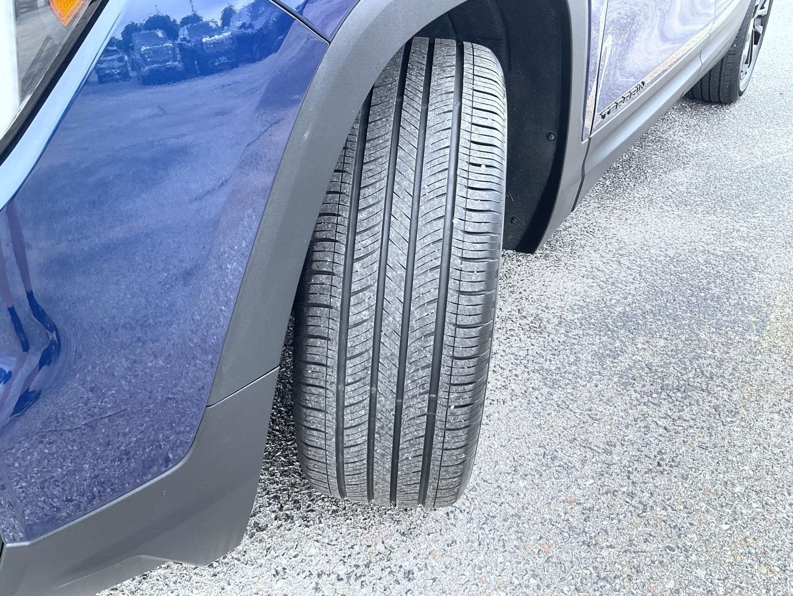 Used 2022 Blue GMC SLE image 23