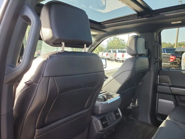 Used 2024 Silver Ford XLT image 12