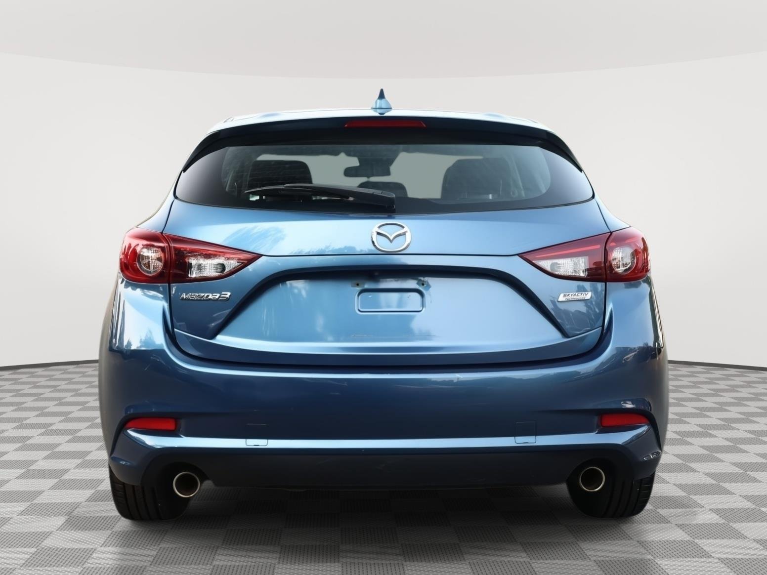 Used 2018 Eternal Blue Mica Mazda Touring image 6
