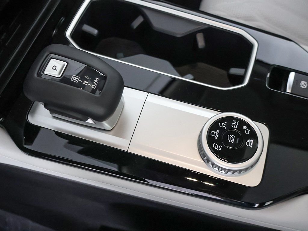 2025 Mitsubishi Outlander SEL - Photo 51