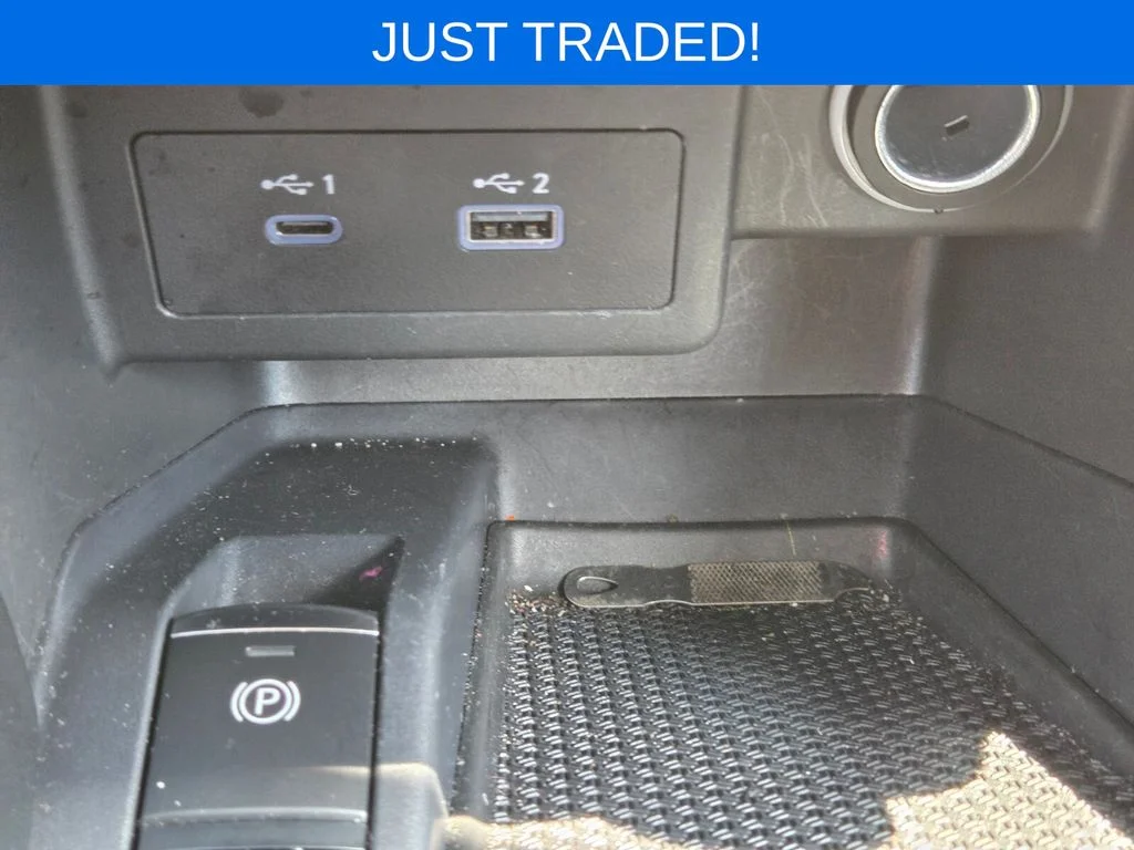 Used 2024 Gray Nissan SR image 17