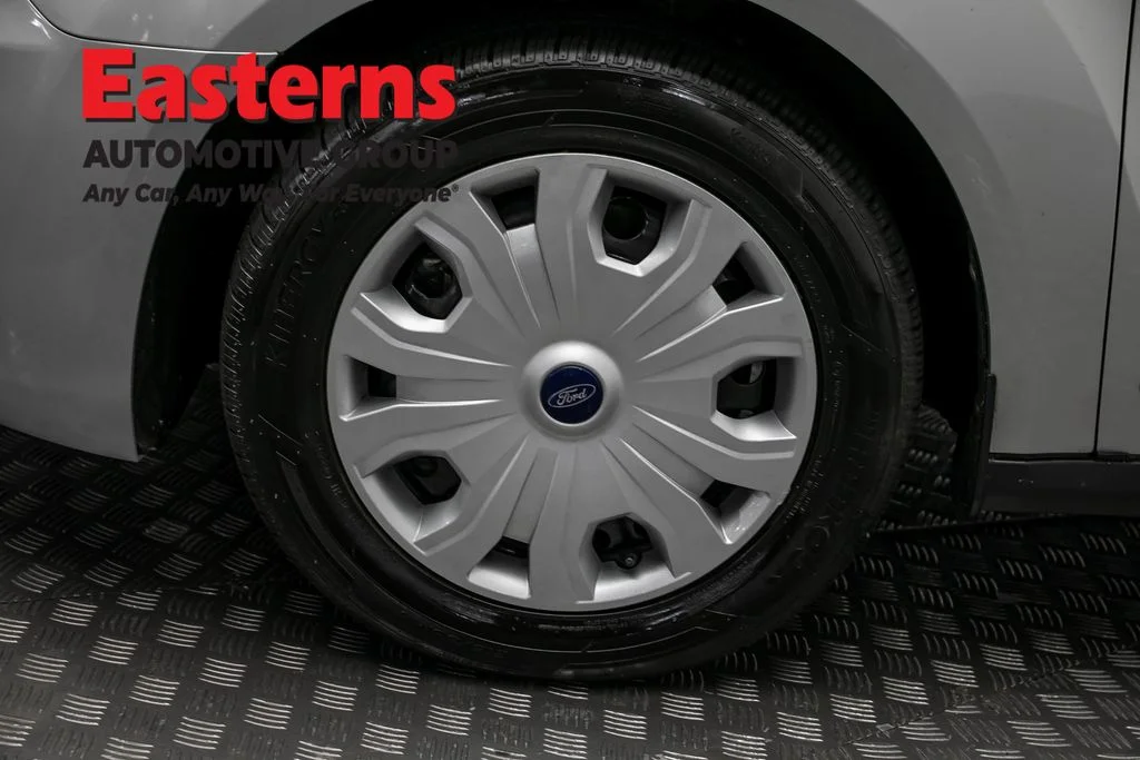 Used 2022 Silver Ford XLT image 30